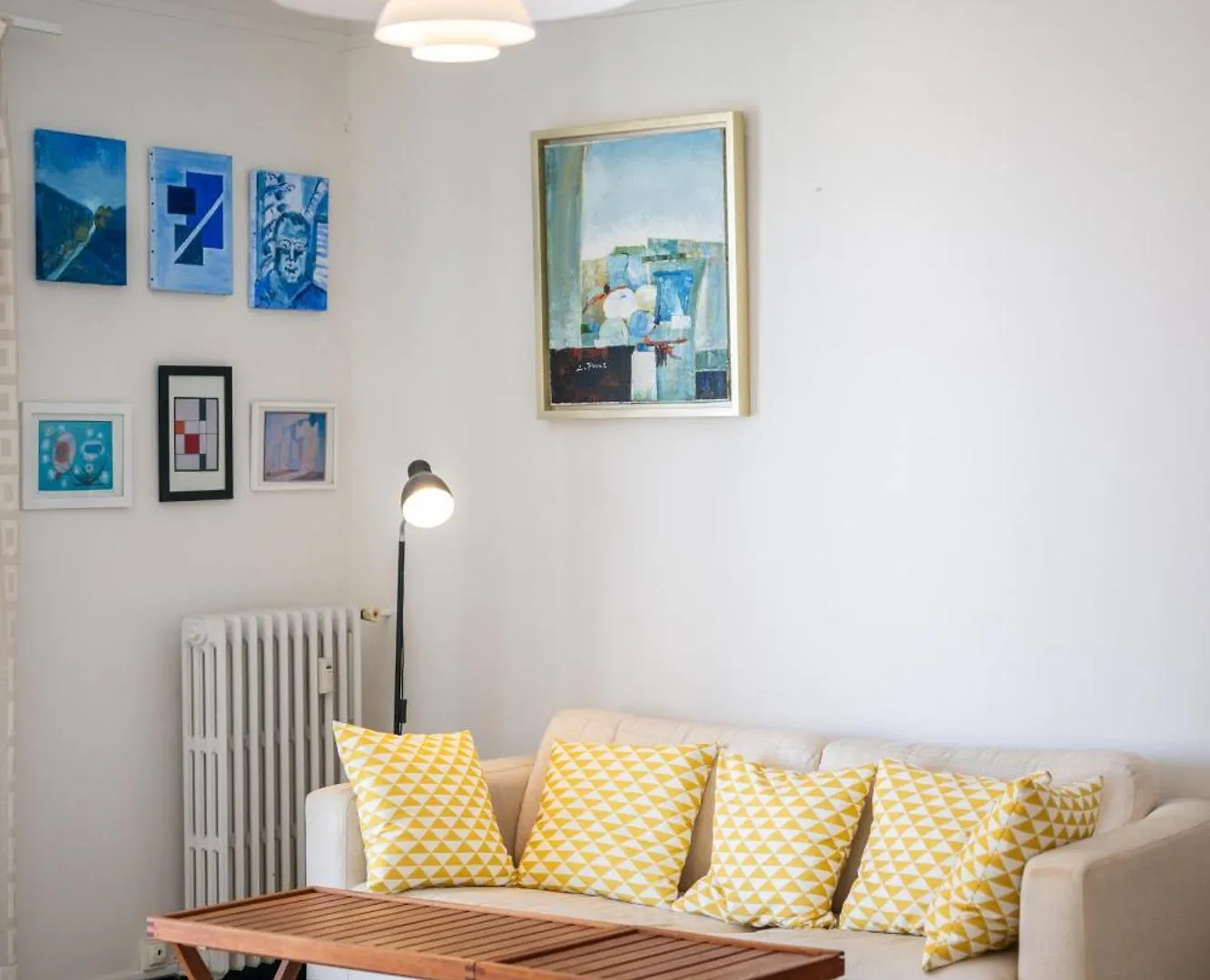 Sunny Apartment With Balcony Menton